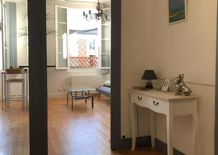 Centre 38 Maréchaux * Saint-Jean-dʼAngély